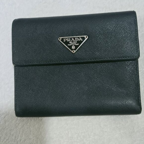 PRADA Woman's Black Leather Wallet - Picture 1 of 16